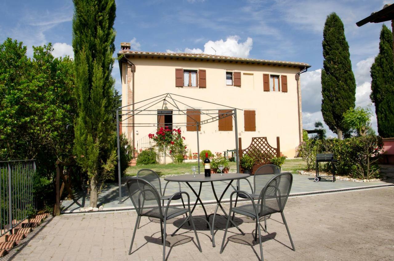 Апартаменты Podere Remignoli Сан-Джиминьяно Экстерьер фото